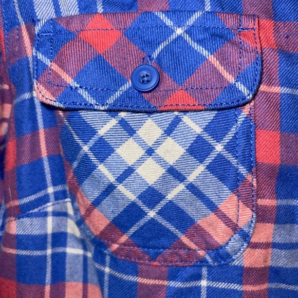 Duluth Trading Co button down flannel - Men’s Small - Picture 2 of 8